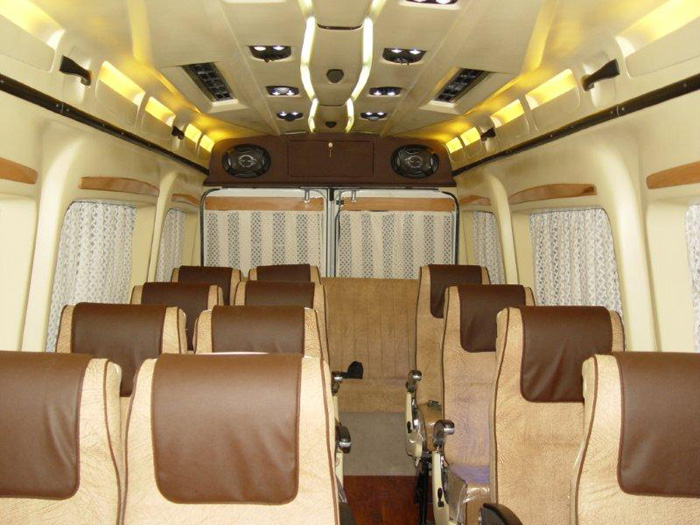 Tempo 15 Seater - 2